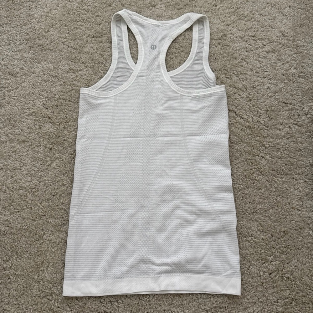 Lululemon Swiftly Tech Racerback - Picture 2 of 2